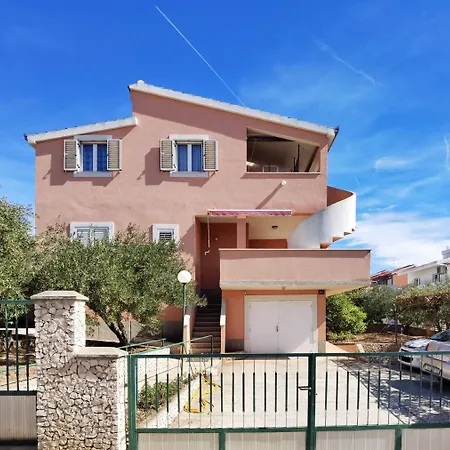 Jera Apartment